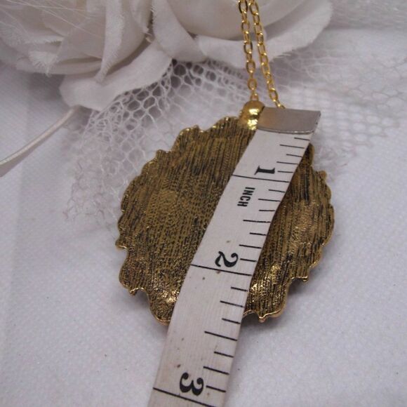 Gold Black on Black Rose Cameo Necklace Pendant - Picture 5 of 6